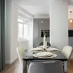 Pop Up Aparthotel Boekarest