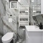 Aparthotel Pop Up 4*