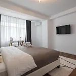 Aparthotel Pop Up 4*