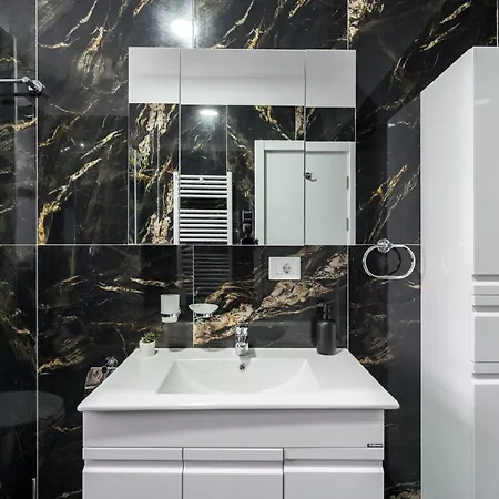 Pop Up מלון דירות 4*