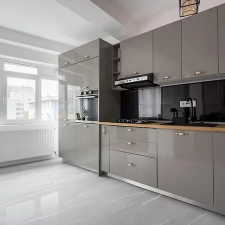 Pop Up Aparthotel Boekarest
