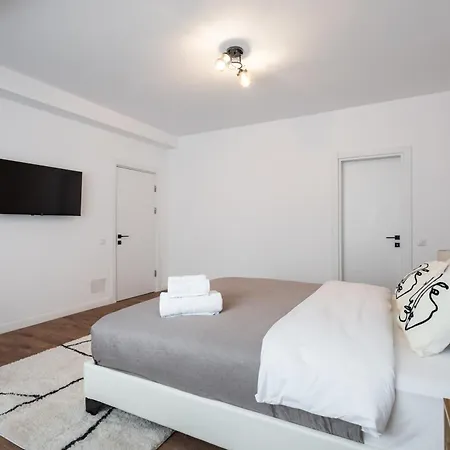 Pop Up Aparthotel