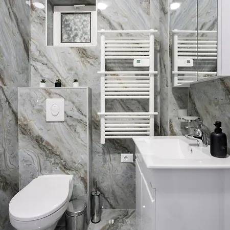 Aparthotel Pop Up 4*